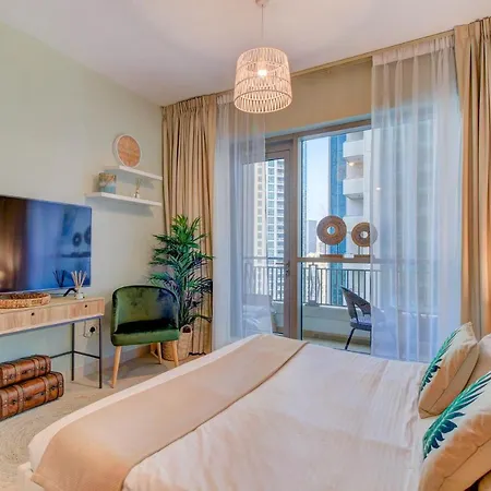Durrani Homes - Luxurious Studio near Dubai Mall with pool view Extérieur photo